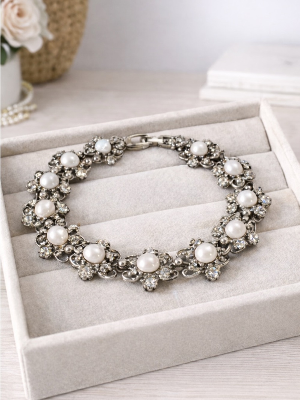 Faux Opal Pearl Linked Bracelet Regency Style Rhinestone 7-7.5 Inches